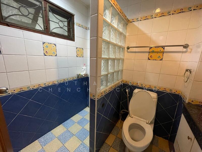 3-BR Townhouse, Bangkok