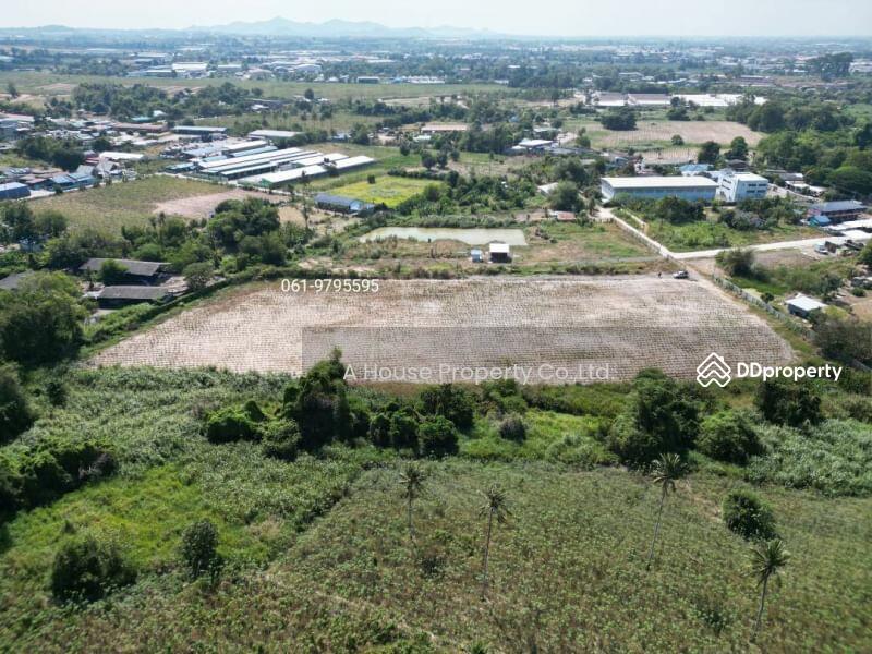 Land for sale on the edge of the Huai near Pin Thong 2 Bueng Sriracha, Chon Buri (Pattaya)