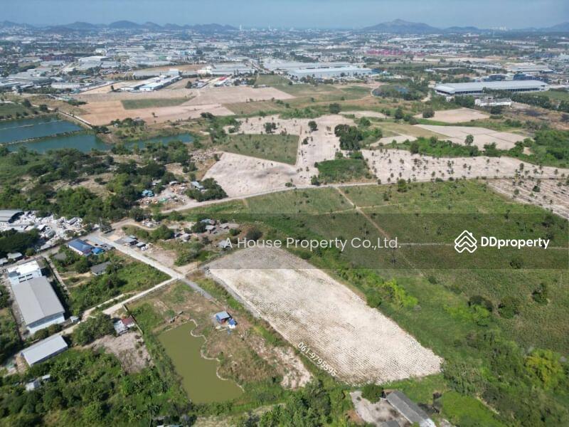 Land for sale on the edge of the Huai near Pin Thong 2 Bueng Sriracha, Chon Buri (Pattaya)