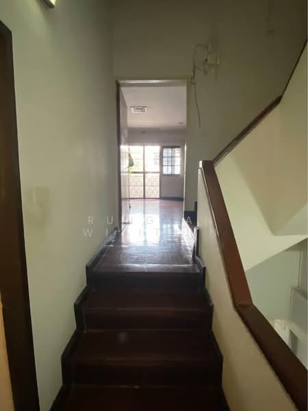 5-BR Townhouse, Bangkok