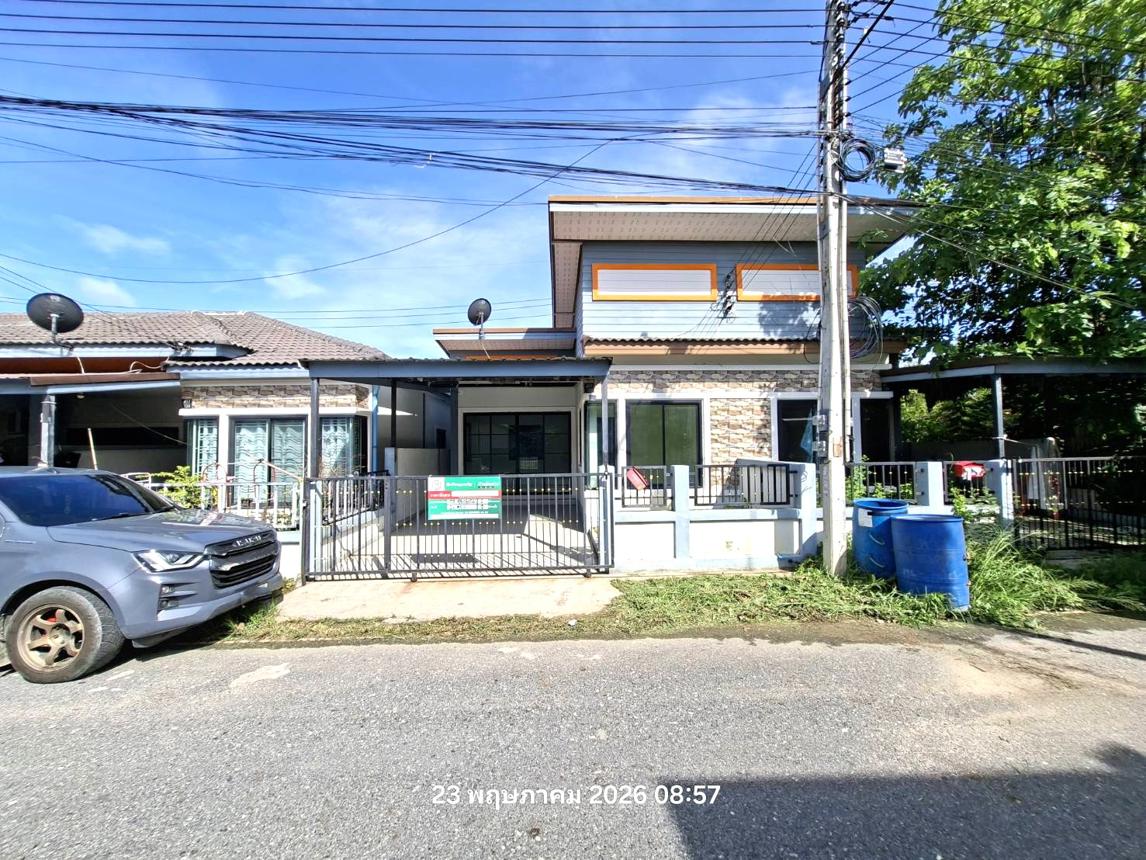 Townhouse in Pluak Daeng, Rayong