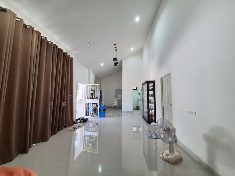สิริ บ้านปรก (Siri Banprok), Samut Songkhram