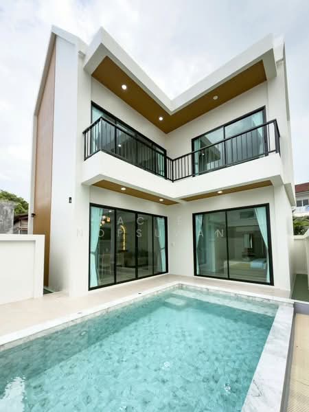 sale! Minimal Nordic detached house in the heart of the city, 3 bedrooms, selling for 8.9 million, Phuket