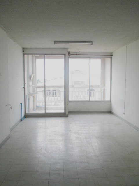 Srinankarin Place Condominium