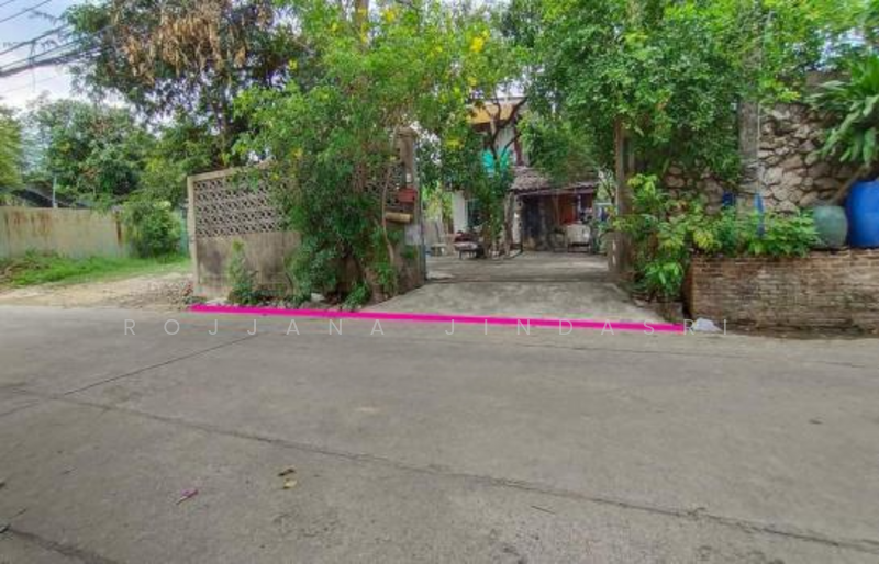 3-Bedroom House, Bangkok