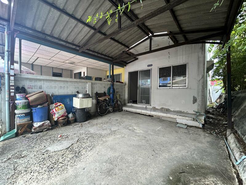 ทาวน์เฮ้าส์ 2 ชั้น หมู่บ้าน ชุติมา แพรกษา สมุทรปราการ, Samut Prakan