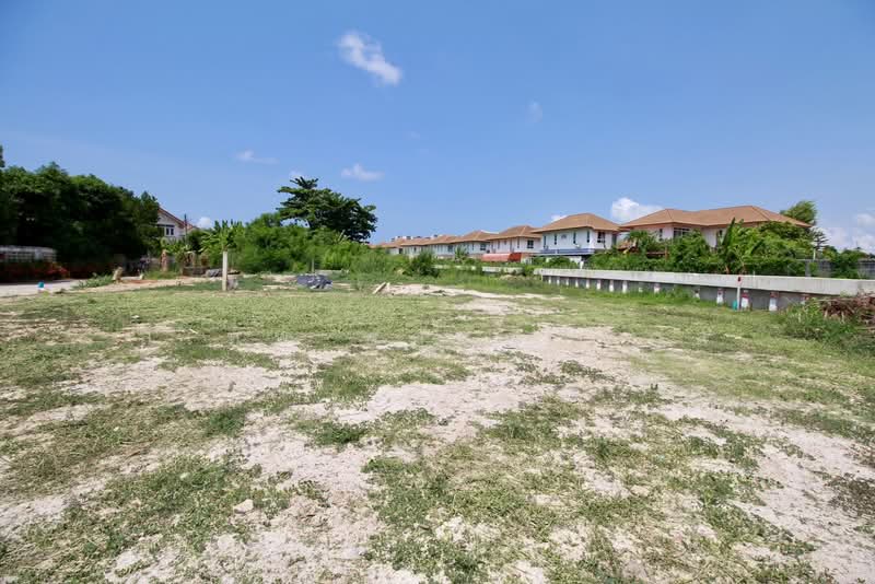 Filled Land for Sale, 2 plots, 150 sq.wah each,1 km from Laemtong Shopping Mall (Can be sold separat, Rayong