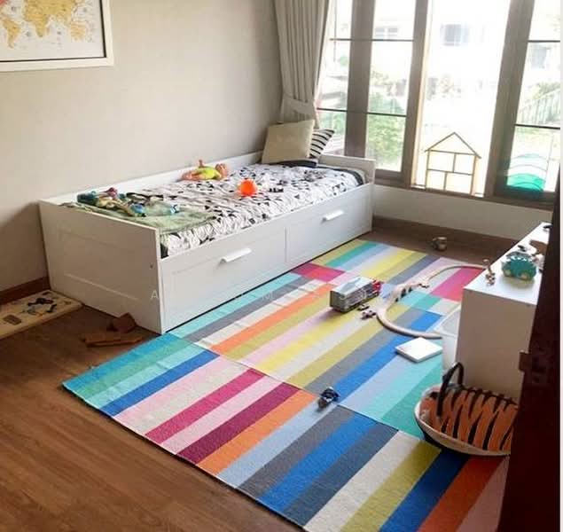 Modern Family Home with a Peaceful Garden in Sukhumvit (AA24205), Bangkok