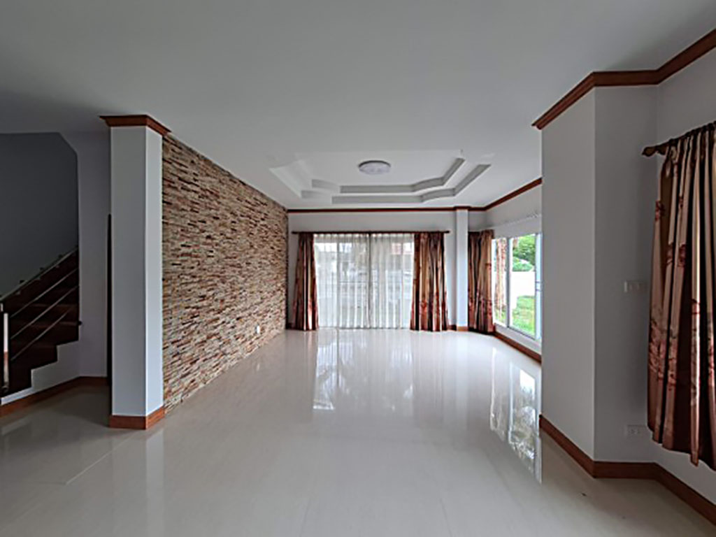 บ้านเดี่ยว 2 ชั้น โครงการบ้านเอราวัณ เมืองร้อยเอ็ด : ปรับปรุงใหม่