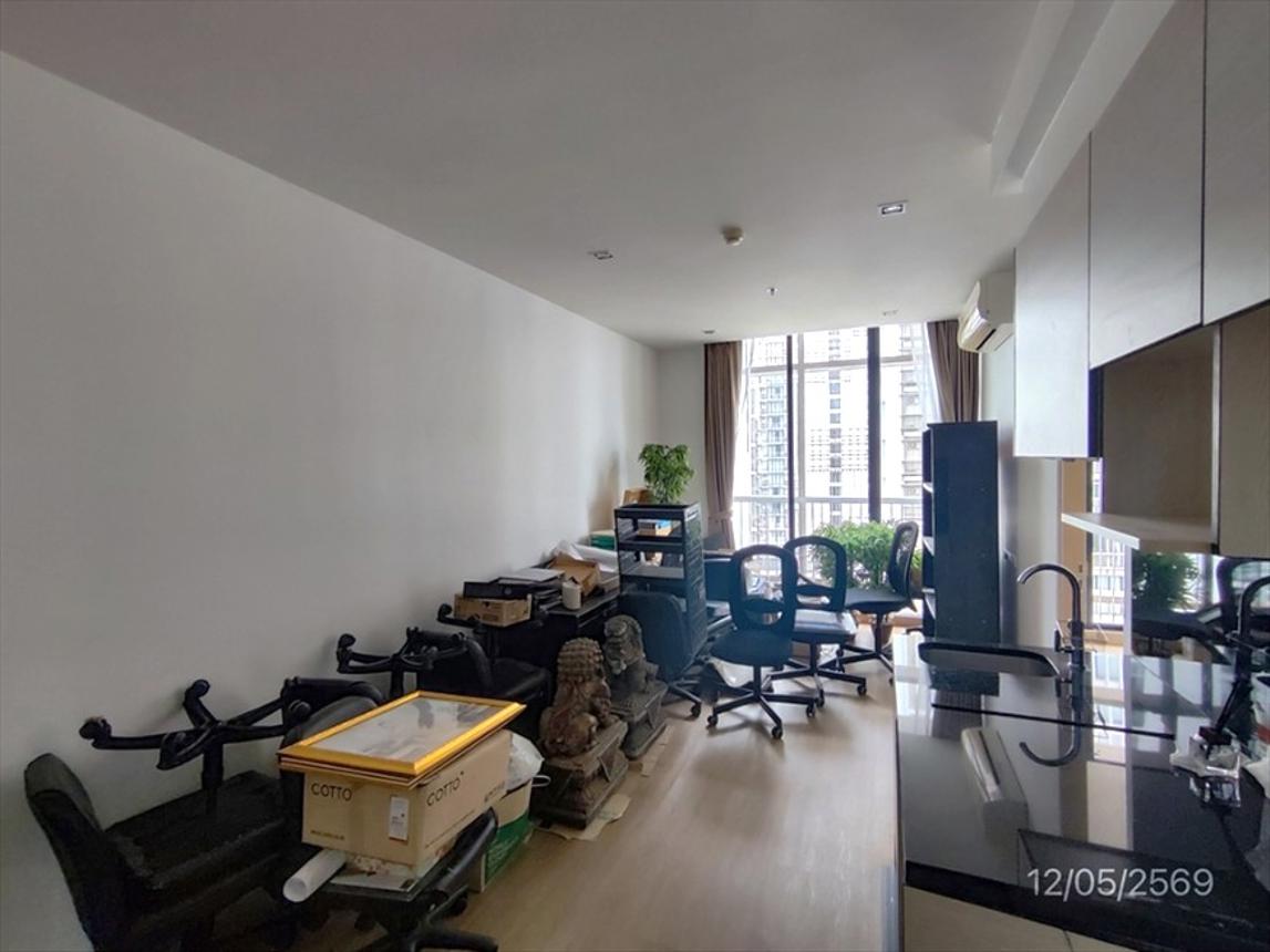 Condominium Park 24 Corporation Building 1 Sathorn Canal Bangkok