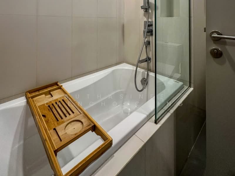Oka Haus Sukhumvit 36, Bangkok