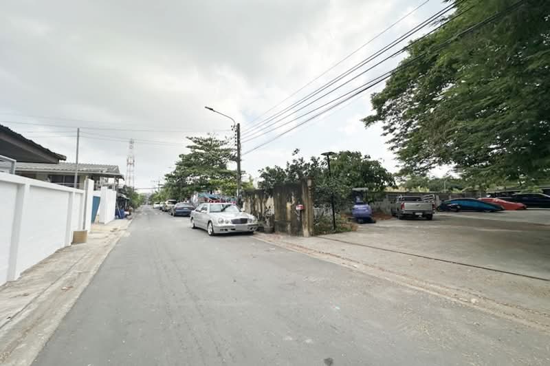 ขายที่ดิน 371 ตร.ว.พร้อมสิ่งปลูกสร้าง ซอยคู้บอน 24 เข้าออกได้ 2 ทาง ใกล้รถไฟฟ้าสายสีชมพู, Bangkok