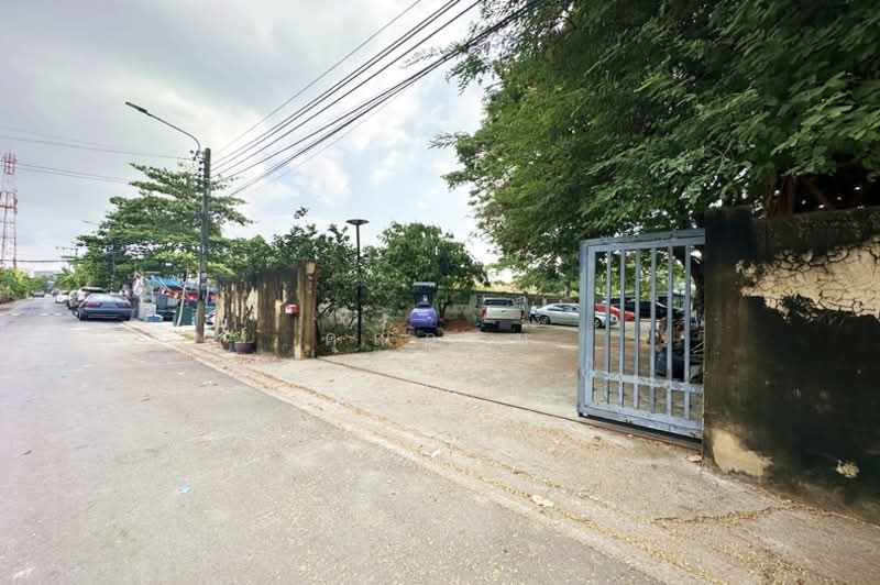 ขายที่ดิน 371 ตร.ว.พร้อมสิ่งปลูกสร้าง ซอยคู้บอน 24 เข้าออกได้ 2 ทาง ใกล้รถไฟฟ้าสายสีชมพู, Bangkok