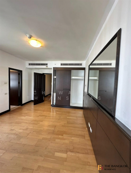 All Seasons Mansion, Bangkok