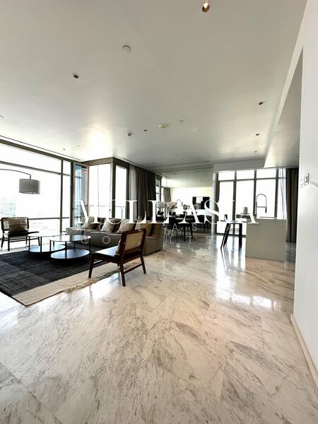 Four Seasons Private Residences, Bangkok