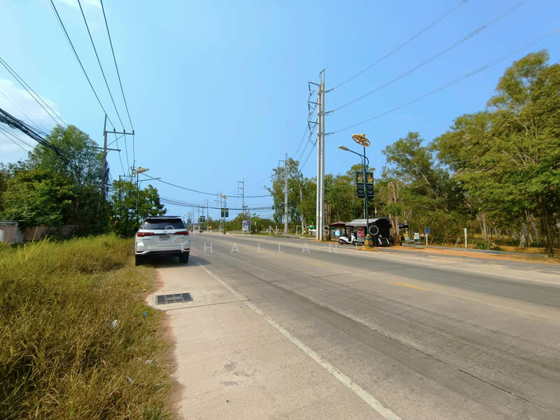 ขาย ที่ดิน วิวอ่างเก็บน้ำ มาบประชัน เมืองพัทยา จ.ชลบุรี( เหมาะสร้าง Pool Villa ) 808 ตร.วา แบ่งได้, Chon Buri (Pattaya)