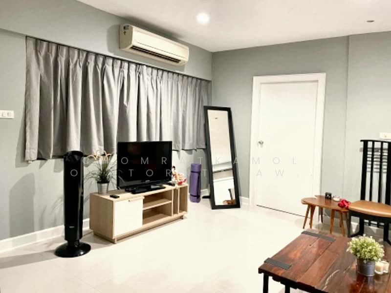 Saranjai Mansion, Bangkok