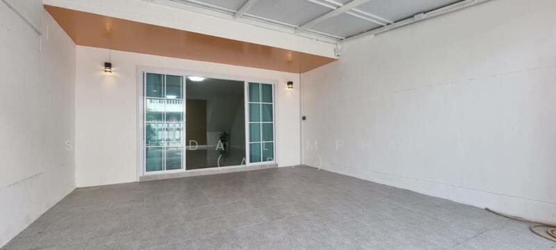 Townhouse In Jomtien, chon-buri