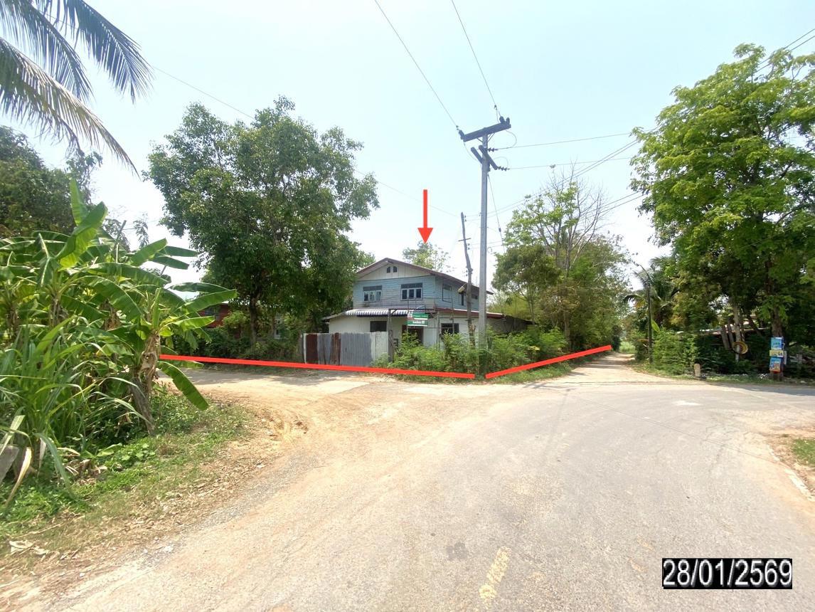 Single House in Kumphawapi, Udon Thani