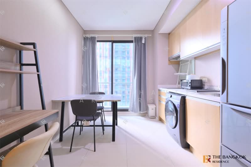 Villa Asoke, Bangkok