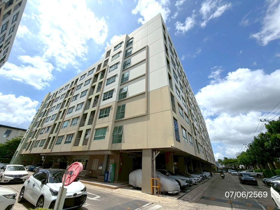 Lumphini Ville Condominium, Phetburi-Rama 9 Road, Suan Luang, Bangkok