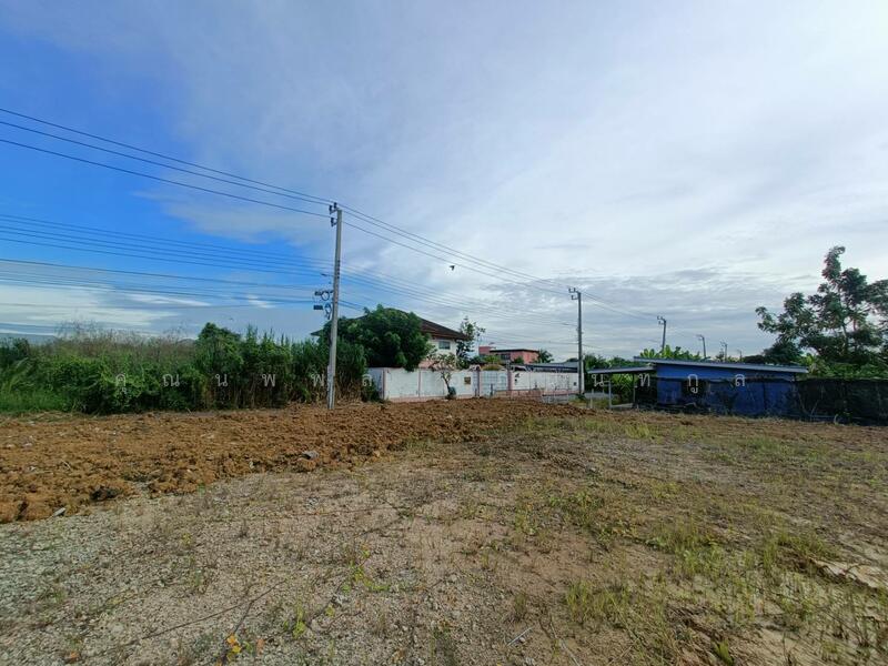 Land, Bangkok