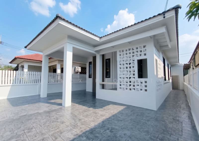 Baan Thanmankhong Khlong 2, Pathum Thani