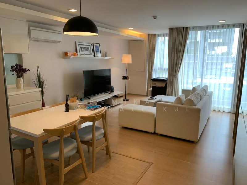 Liv @ 49, Bangkok