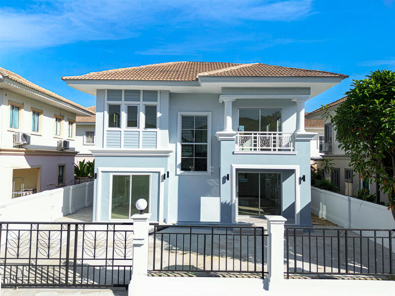 Pruksa Village 5, Nonthaburi