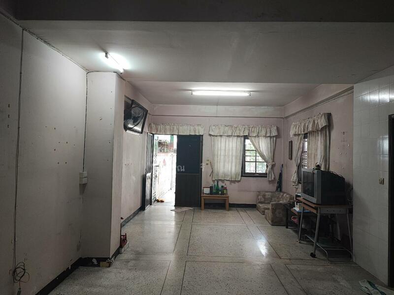 ทาวน์เฮ้าส์ 2 ชั้นหมู่บ้านสินทวี พระราม2ซอย43, Bangkok
