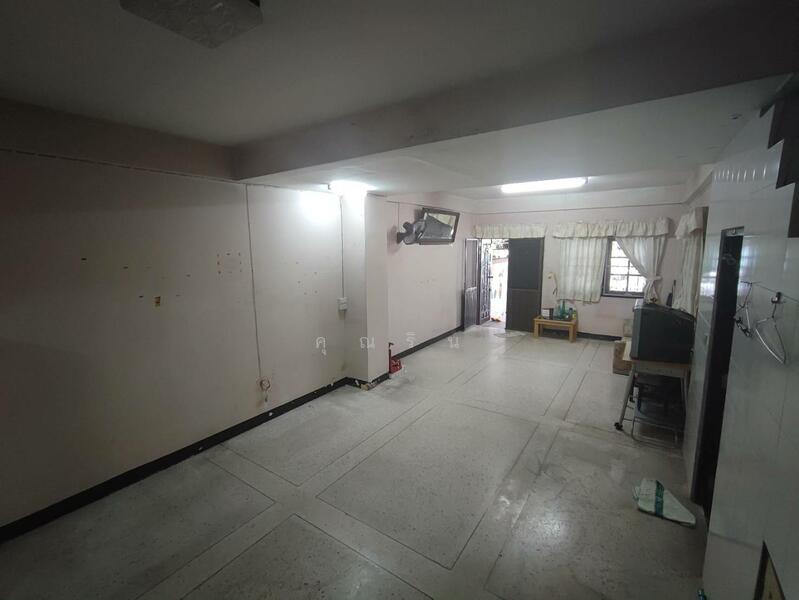 ทาวน์เฮ้าส์ 2 ชั้นหมู่บ้านสินทวี พระราม2ซอย43, Bangkok