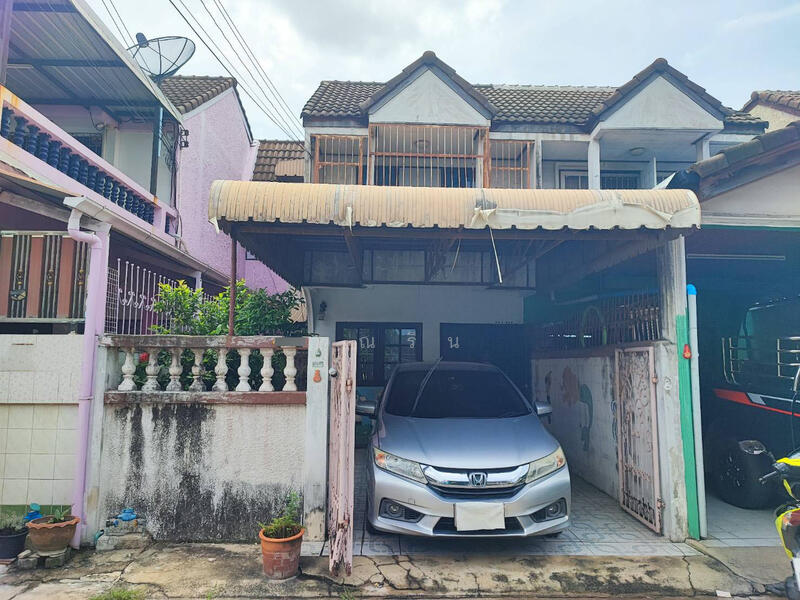 ทาวน์เฮ้าส์ 2 ชั้นหมู่บ้านสินทวี พระราม2ซอย43, Bangkok