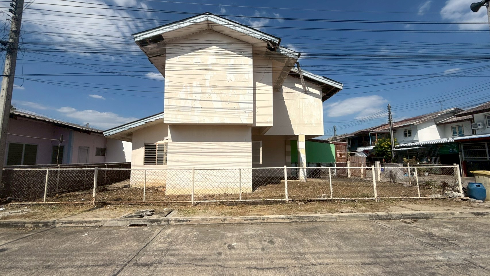 ทาวน์เฮ้าส์ โครงการเคหะชุมชนสุพรรณบุรี