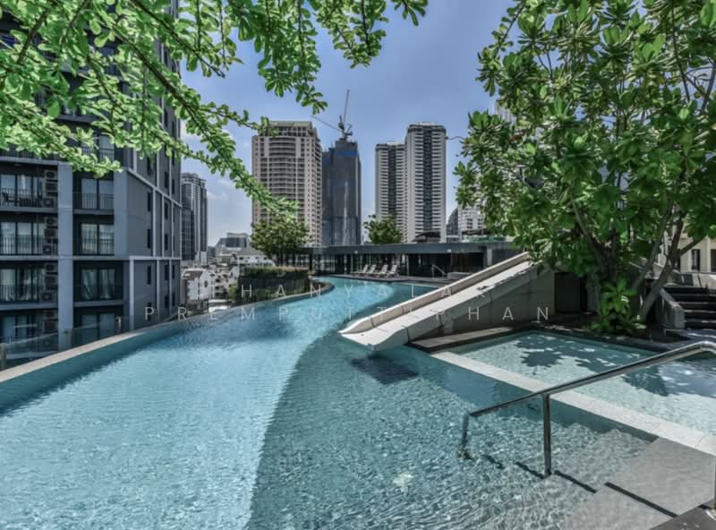 The Seed Mingle Sathorn-Suanplu, Bangkok