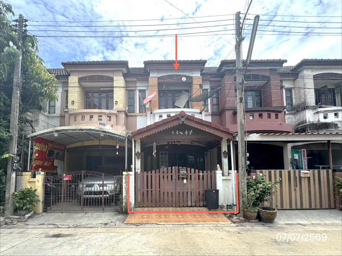 Townhouse in Busarindhorn, Pin Klao, Sam Phran, Nakhon Pathom