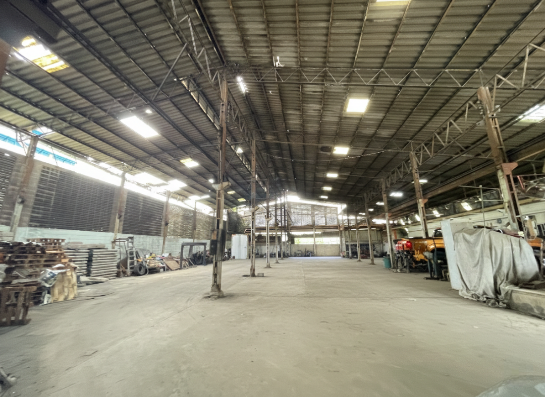 โกดัง ซอยเทศบาลปู่เจ้าสมิงพราย 7