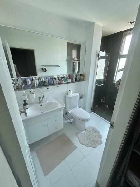 @City Condominium, Bangkok