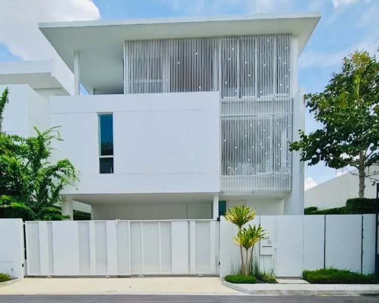 VIVE Ekkamai-Ramintra, Bangkok