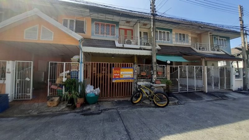 Townhouse project Sathaphorn Thanyaburi