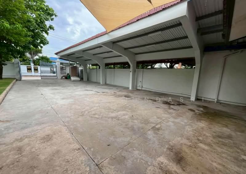 Panya Pattanakarn Village, Bangkok