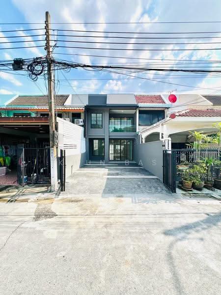 นวมินทร์131, Bangkok
