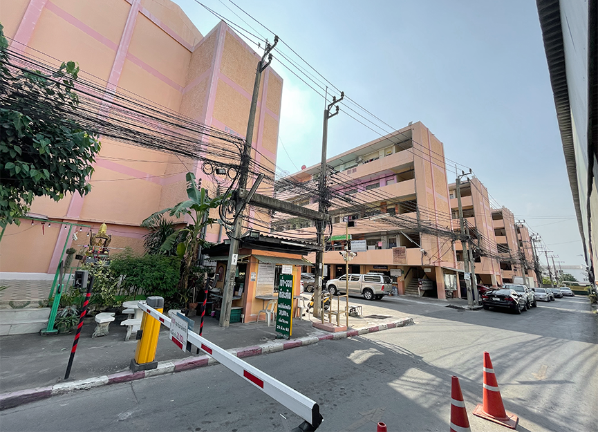 คอนโดมิเนียม โครงการประชาสุขคอนโดทาวน์ ศรีนครินทร์