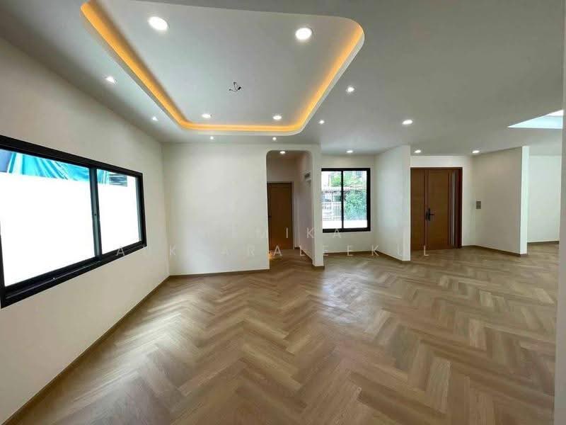5-BR House, Bangkok