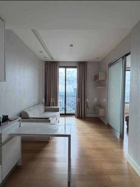 Equinox Phahol Vibha, Bangkok