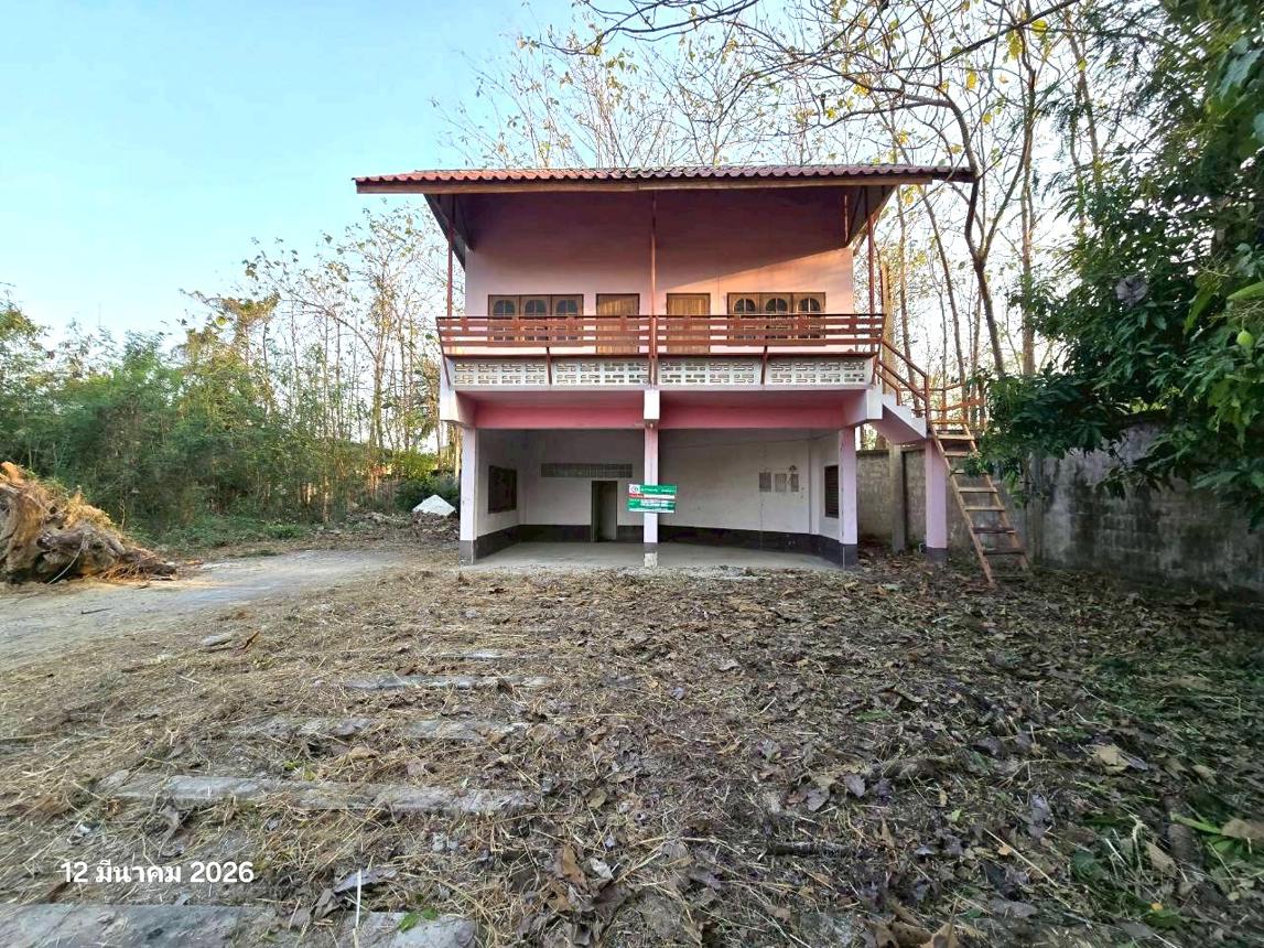 Single House in Vachirabarami, Phichit
