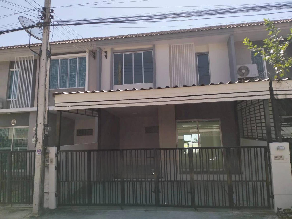 ทาวน์เฮ้าส์ บ้านพฤกษาวิลล์ 79 พหลโยธิน-รังสิต เมืองปทุมธานี ปทุมธานี