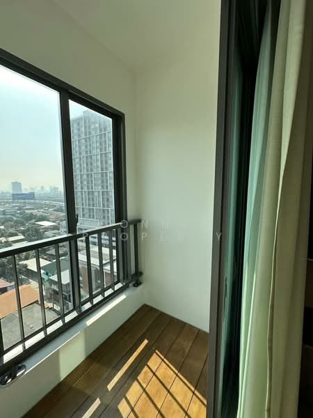 IDEO Wutthakat, Bangkok