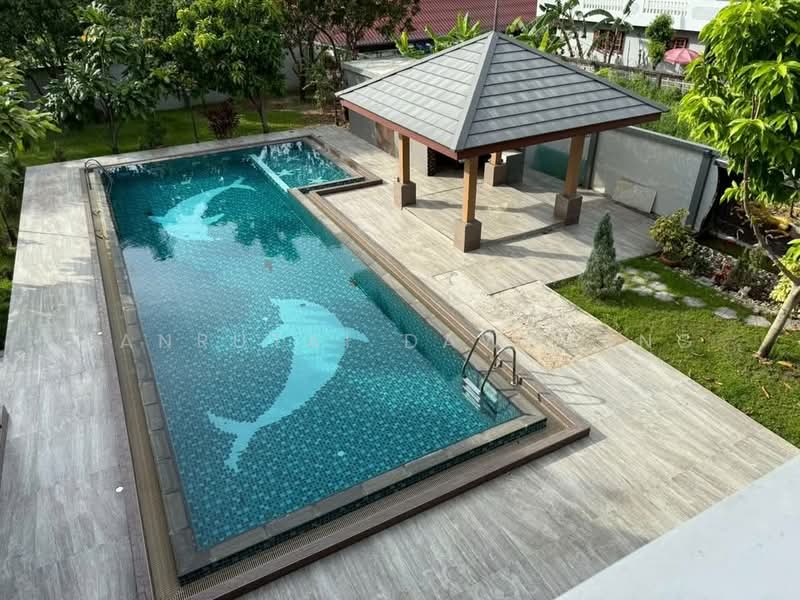 Single House Chaengwattana 14, Bangkok