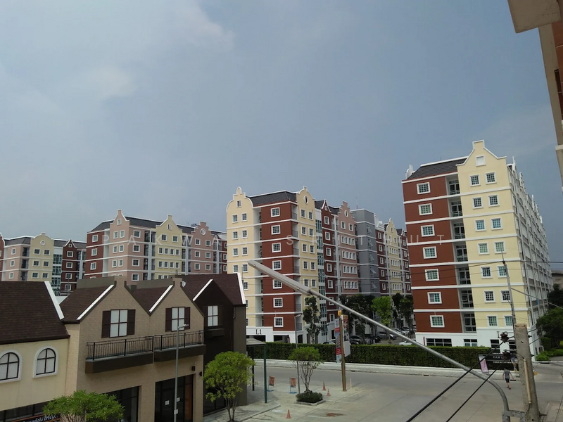 Tulip Square Condo, Samut Sakhon