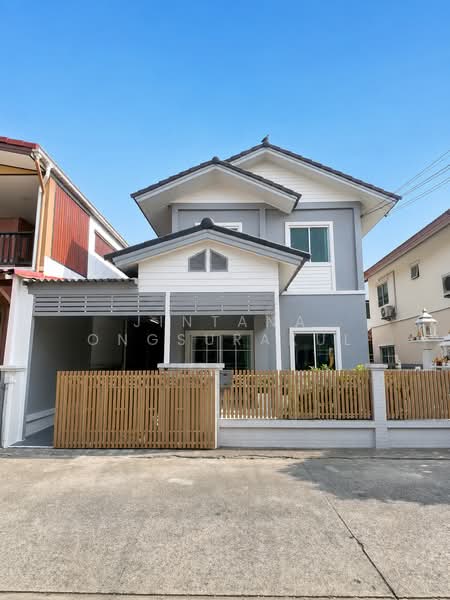 Baan Fah Piyarom Premier Park Phase 10, Pathum Thani